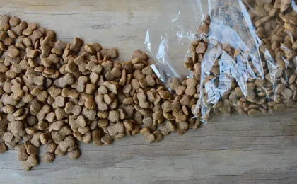 Valu Pak Dog Food
